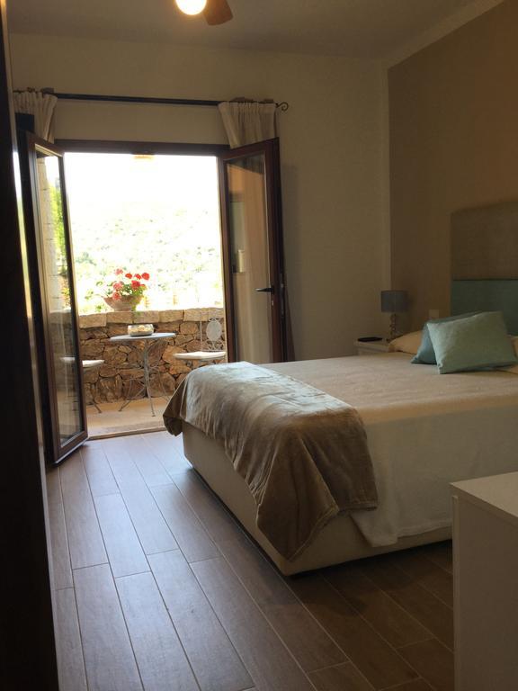 Bed and Breakfast Il Giardino Di Daniela San Teodoro  Zewnętrze zdjęcie
